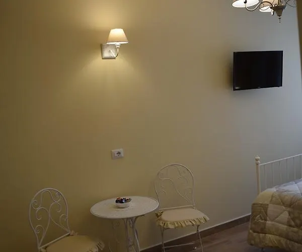 Mercedes ベッド・アンド・ブレックファスト