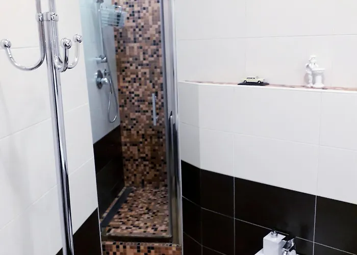 Mercedes 4* Bologna