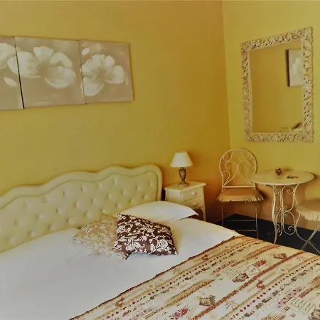 Mercedes فندق مبيت وإفطار