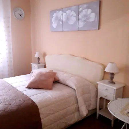 Mercedes Frühstückspension Bologna